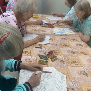 Арт-терапия в  пансионате  для пожилых  в Краснодаре