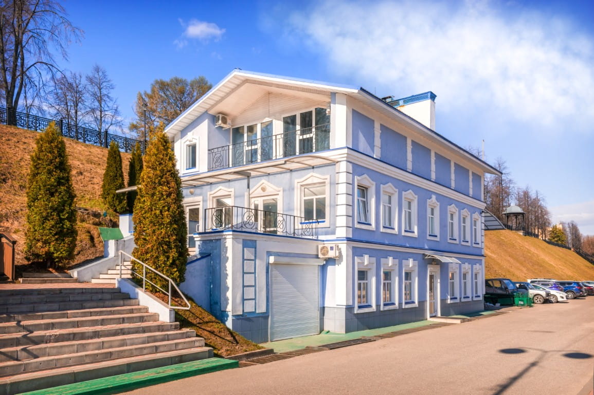 Hotel embankment volga river kineshma ivanovo region